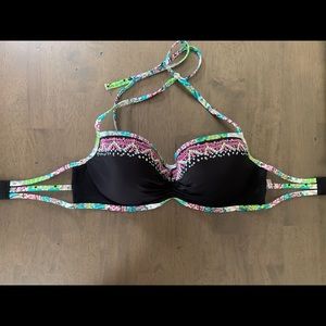 Victoria’s Secret ‘The Getaway’ halter bikini top